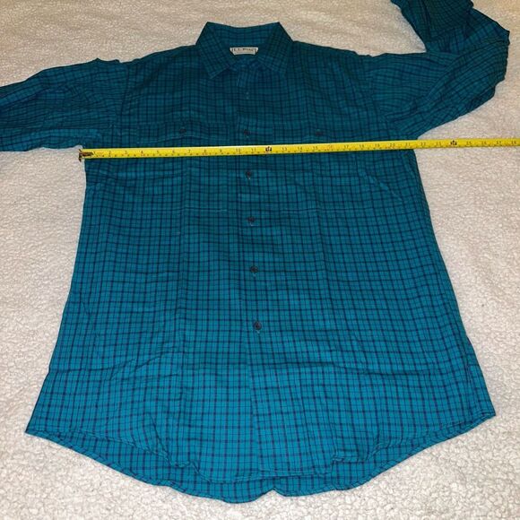 L.L. Bean Vintage Medium Collared Button Down LS Mens Navy Teal Blue Plaid EUC - Picture 8 of 12